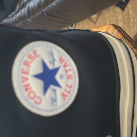 Converse Black High-Top Sneakers LEATHER Unisex Size 7 In Mens, 9 In Womens - Picture 2 of 16